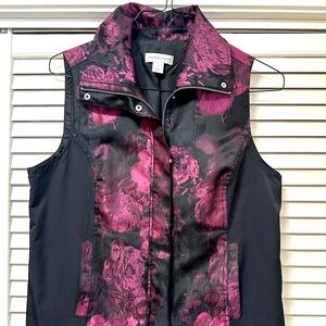 Christopher Banks silky vest Medium- slender look